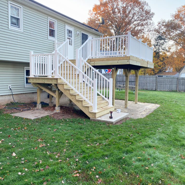 Meriden, CT Deck